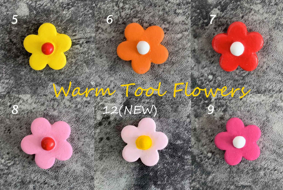 Small daisy car scent clips for fresh and cheerful drives