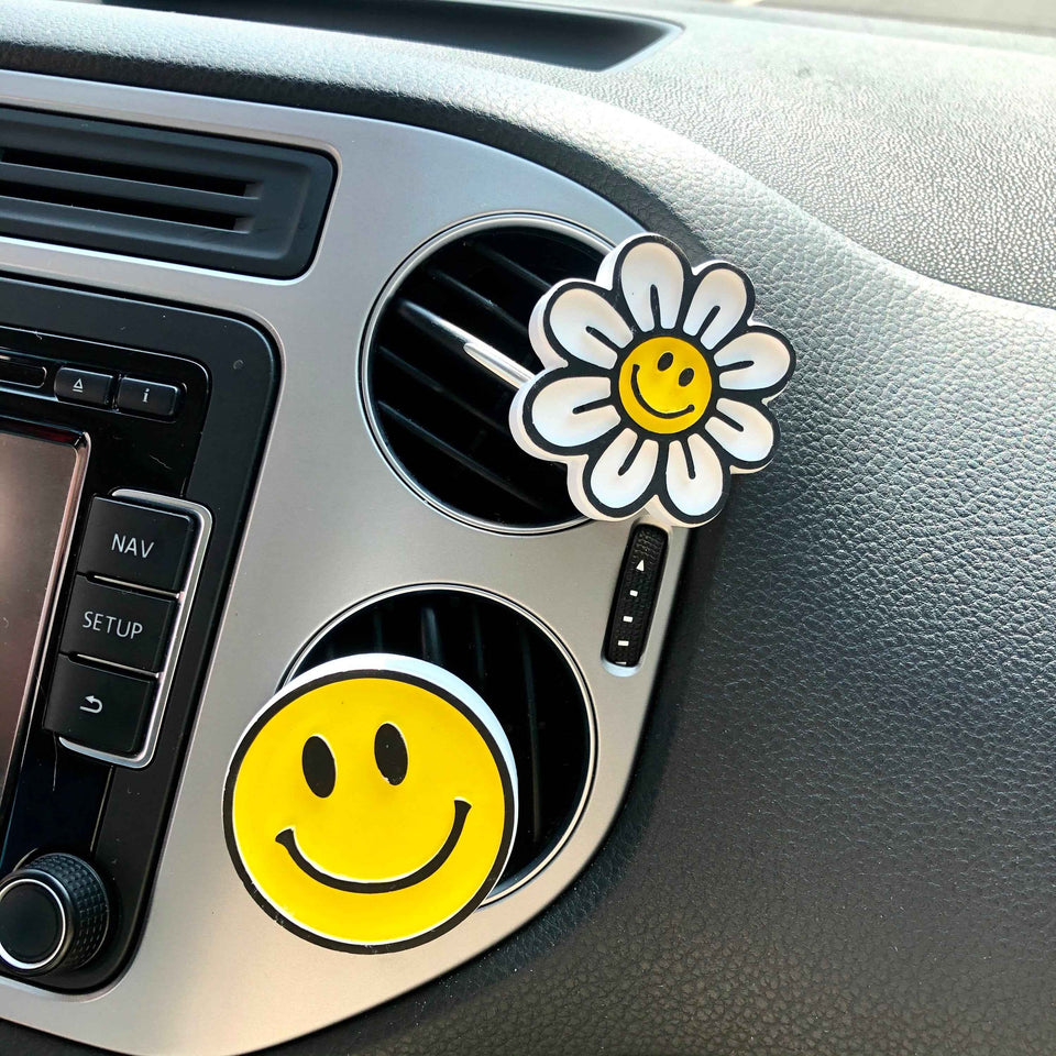 Smiley face and daisy car vent clips air freshener set