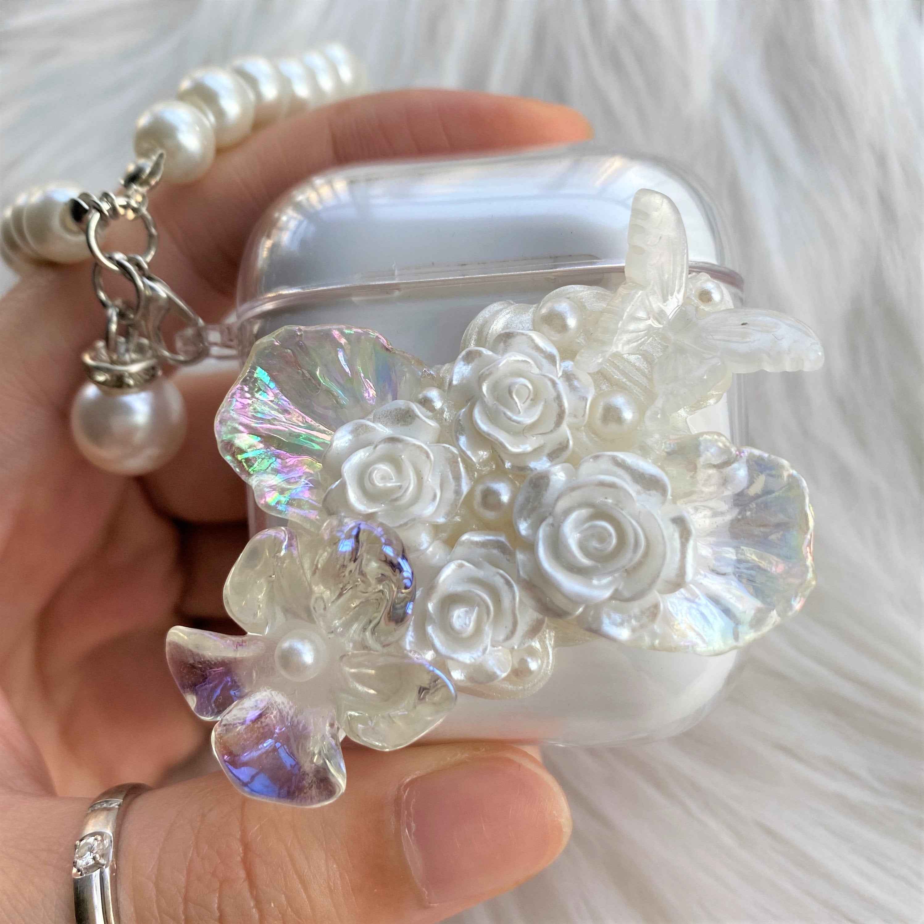 Decoden AirPods Case with Lanyard Roses & Pearls