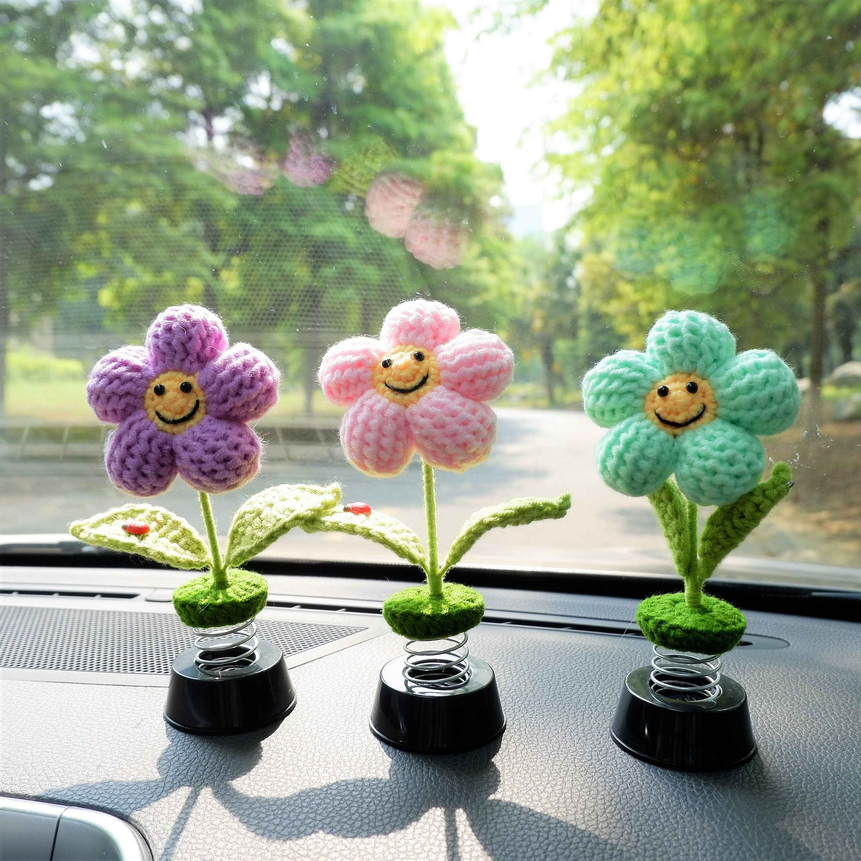 Crochet Car Dashboard Bobblehead Decor- Smiley Waffle Flower