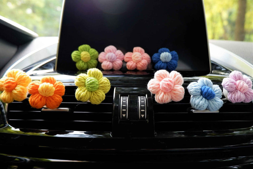 Crochet flower air freshener clip for universal car vents