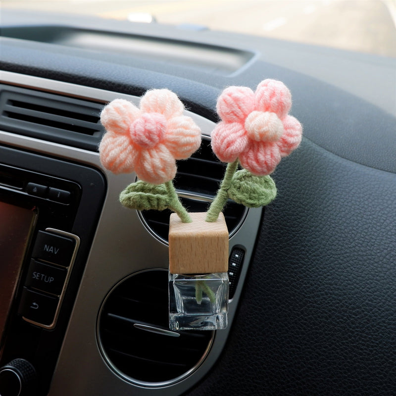 Crochet Daisy Car Diffuser, Car Plant Vent Clip, Flower Car Air Freshener, Car Diffuser Bottle, Boho Car Interior Accessory for Women