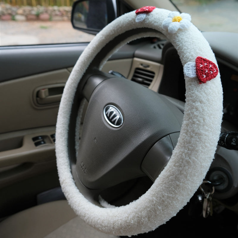 Crochet Mushroom & Daisy Steering Wheel Cover, Berber Fleece Boho Steering Wheel Cover with Grip, Car Interior Accessory for Women