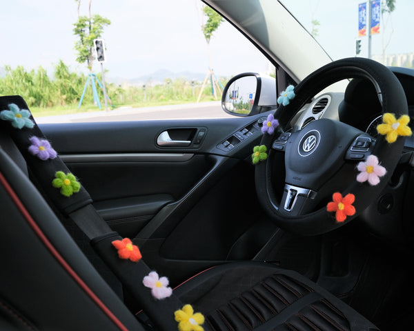 Ice Silk Steering Wheel Cover, Crochet Rainbow Flower Steering Wheel Cover, Cute Car Interior Accessory for Women, Boho Steering Wheel Cover