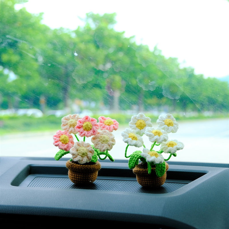 Crochet Daisy Car Accessories, Pink/White Daisy Potted Plant Car Dashboard Decor, Car Interior Accessory for Women, Pink Car Accessories