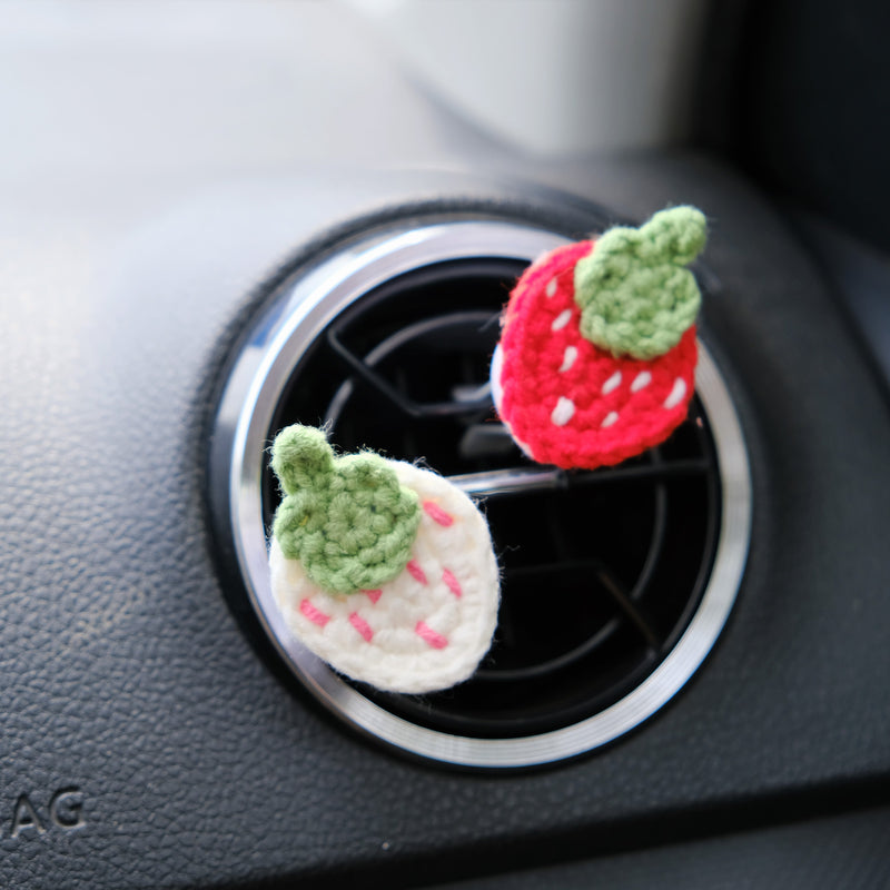 3Pcs Crochet Strawberry Car Diffuser, Car Plant Vent Clip, Cute Car Air Freshener, Cute Car Accessory for Interior, Christmas Gift for Women