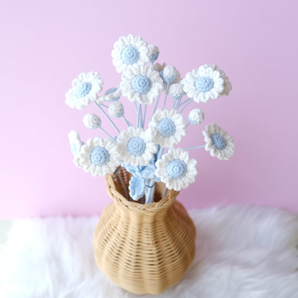 Crochet Daisy Bouquet, Baby Blue Daisy Bunch, Crochet Floral Arrangement, Knitted Everlasting Flower, Office Desk Decor, Thanksgiving Gift