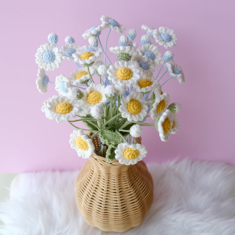 Crochet Daisy Bouquet, Baby Blue Daisy Bunch, Crochet Floral Arrangement, Knitted Everlasting Flower, Office Desk Decor, Thanksgiving Gift