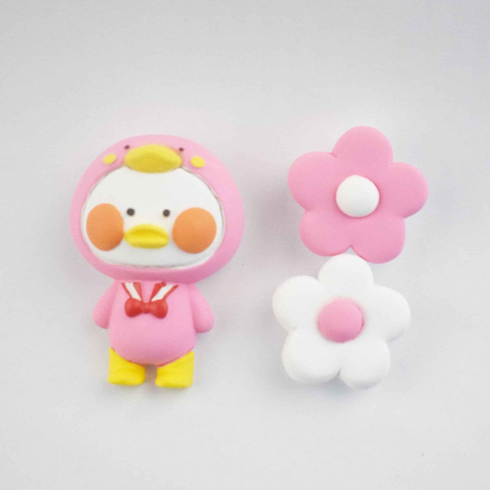 Yellow duck car air freshener clip with handmade plaster scent pad