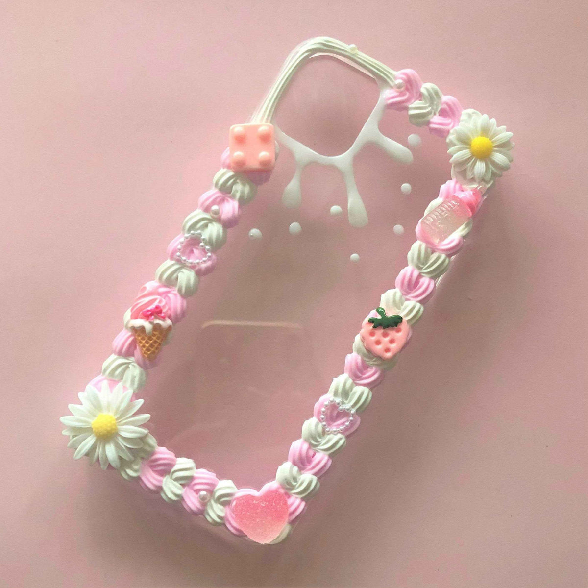 Floral border whip phone case with white daisy charms