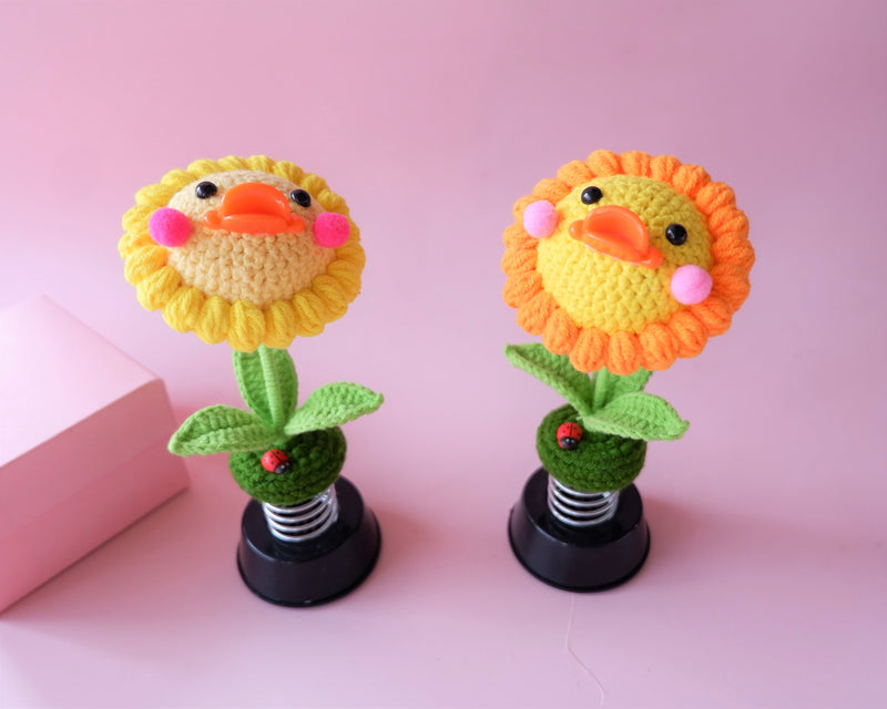 Crochet Ducklings Car Dashboard Decor, Cute Car Accessories for Women, Kawaii Car Air Freshener, Sunflower Car Accessories for Teens