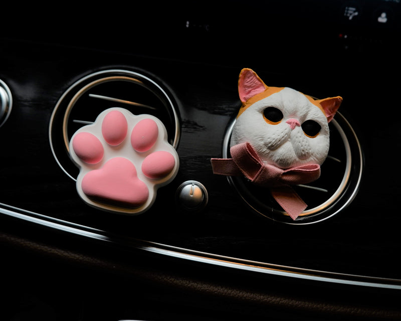 2Pcs Car Vent Clips Air Freshener, Garfield and Cat Paw Car Accessories for Women, Kawaii Car Interior Decor, Cute Car Mask Hanger