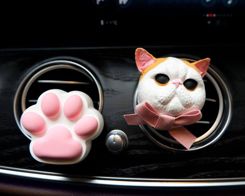 2Pcs Car Vent Clips Air Freshener, Garfield and Cat Paw Car Accessories for Women, Kawaii Car Interior Decor, Cute Car Mask Hanger