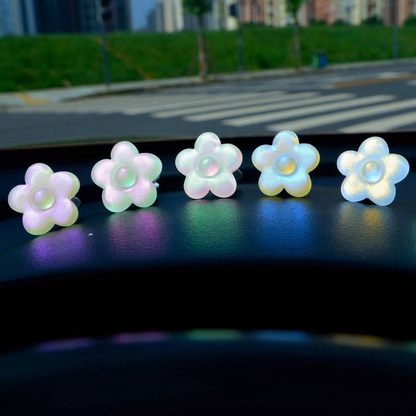 6Pcs Car Air Freshener Vent Clips, Laser Rainbow Daisy Car Decor, Cute Car Accessories for Women, Gradient Pastel Daisy Car Vent Decor