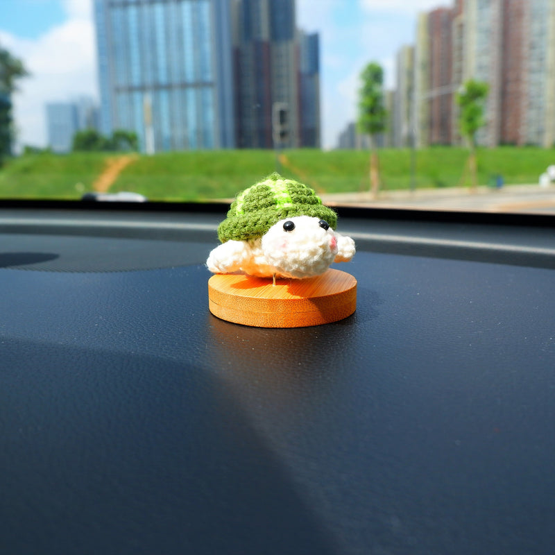 Cute Car Dashboard Decor, Crochet Sea Turtle Car Accessories for Teens/Women, Kawaii Car Interior Decoration, Mini Car Accessories