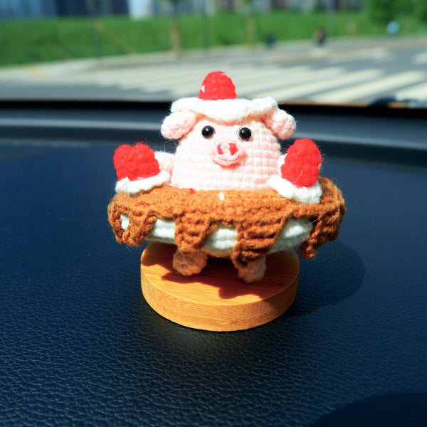 Cute Car Car Accessories for Women, Crochet Chocolate Donut Piggy Car Dashboard Decor, Kawaii Car Interior Decor, Crochet Strawberry Donuts