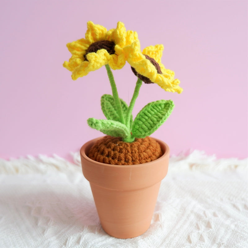 Crochet Potted Plants, Cute Mini Sunflower Car Dashboard Decor for Women, Work from Home Gifts, Office Desk Accessories, Housewarming Gift