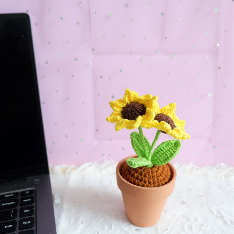 Crochet Potted Plants, Cute Mini Sunflower Car Dashboard Decor for Women, Work from Home Gifts, Office Desk Accessories, Housewarming Gift