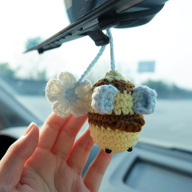 Crochet Bee Car Mirror Hanging Accessory, Car Rear View Mirror Accessories, Kawaii Car Accessories for Women/Teens, Cute Interior Car Decor