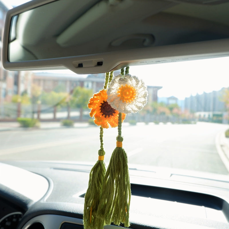 2Pcs Crochet Sunflower/Daisy Car Mirror Accessories, Hanging Tassels Car Rear View Mirror Hanging Accessory, Boho Retro Car Interior Decor