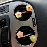 4pcs Car Vent Clips, Resin Daisy Car Accessory, Matte Flower Car Air Vent Clip, Cute Car Accessory for Women, Flower Magnets for Car/Fridge