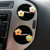 4pcs Car Vent Clips, Resin Daisy Car Accessory, Matte Flower Car Air Vent Clip, Cute Car Accessory for Women, Flower Magnets for Car/Fridge