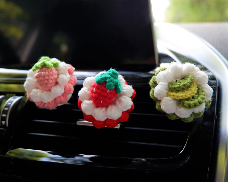 Crochet Fruit Pie Car Vent Clips Air Freshener, Strawberry/Watermelon/Grape Pie Air Vent Clip, Cute Interior Car Accessory, Car Mask Hanger