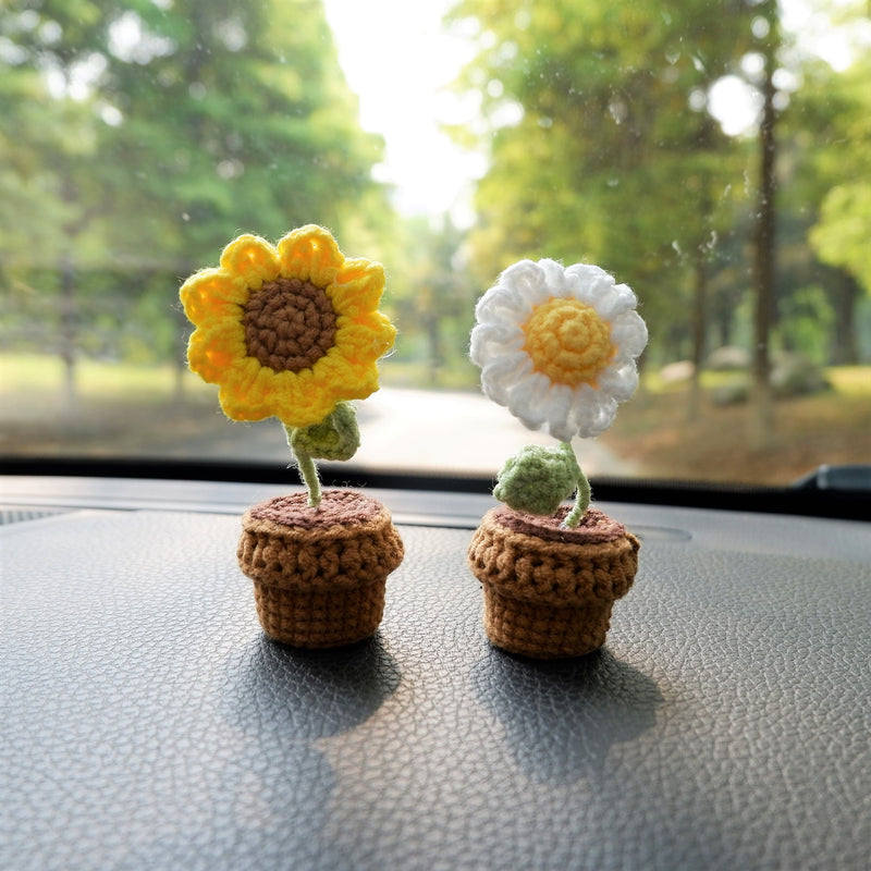 3pcs/2Pcs Mini Sunflower/Daisy Flower Car Accessories, Cute Crochet Mini Potted Plant Car Dashboard Decor, Boho Car Interior Accessory