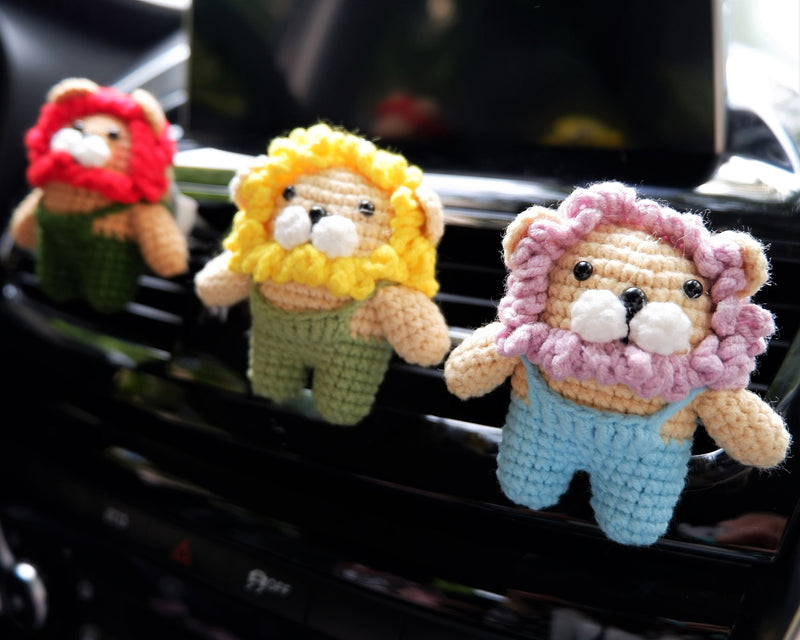 Crochet Overalls Lion Car Vent Clips Air Freshener, Kawaii Lion Air Vent Clip, Cute Interior Car Accessory for Men/Teens, Car Mask Hanger